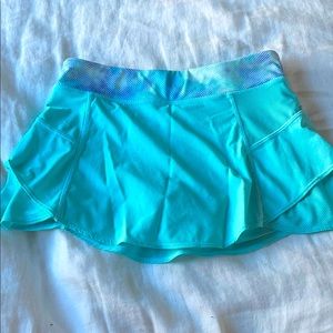 absolutely stunning athleta girl tennis skirt 💖